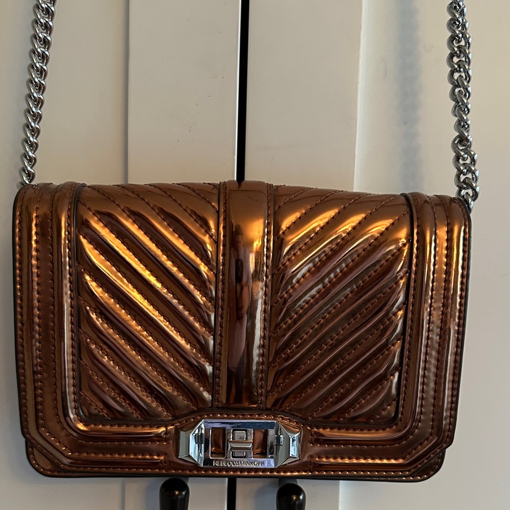 REBECCA MINKOFF QUILTED METALLIC CROSSBODY BAG